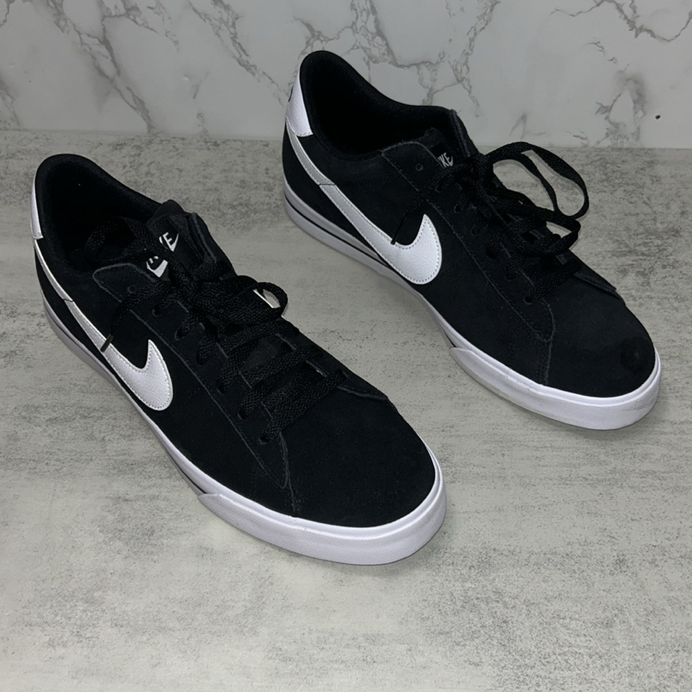 MENS Black and White Suede Nike - Picture 3 of 12